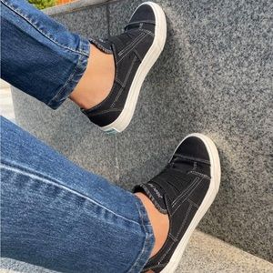 JENN ARDOR Women's Stylish Slip On Sneakers 9.5